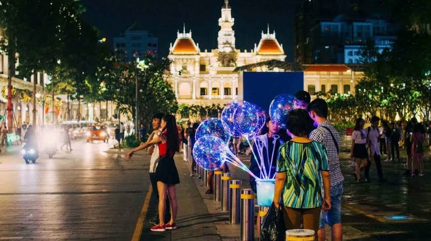 things to do in Ho Chi Minh city at night